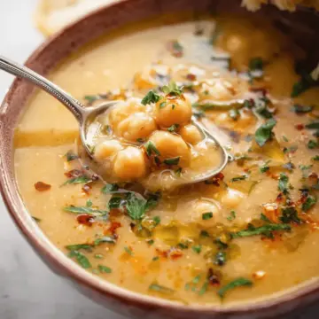 Vegan Garlic Chickpea Soup