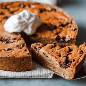Healthy Chocolate Chunk Cookie Pie
