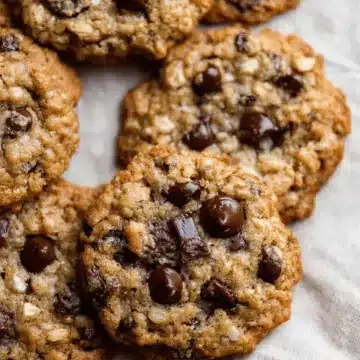Chewy Oatmeal Chocolate Chip Cookies