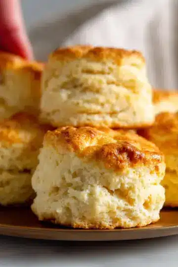 Easy Fluffy Homemade Biscuits