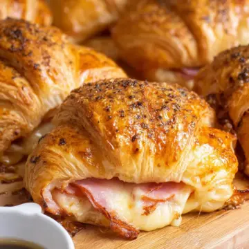 Baked Ham and Cheese Croissants