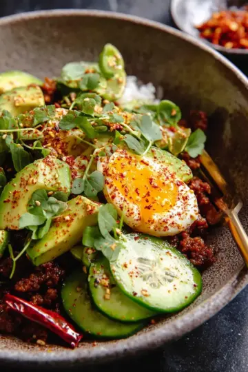 20 Minute Korean Gochujang Beef Bowls.