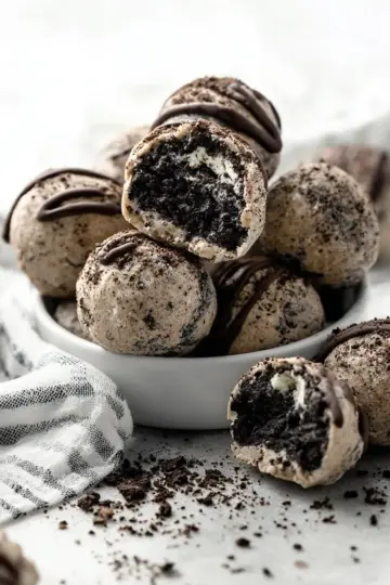 Easy Cookies And Cream Protein Balls
