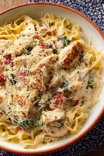 Creamy Garlic Parmesan Chicken and Noodles