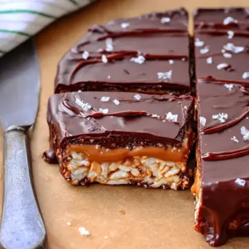 Viral Chocolate Peanut Butter Cup Rice Cake